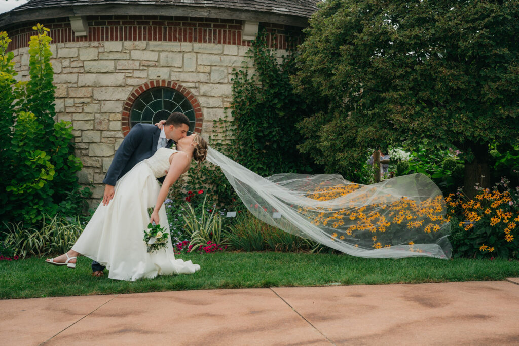 wedding-photography-madison-wi-couple-portrait