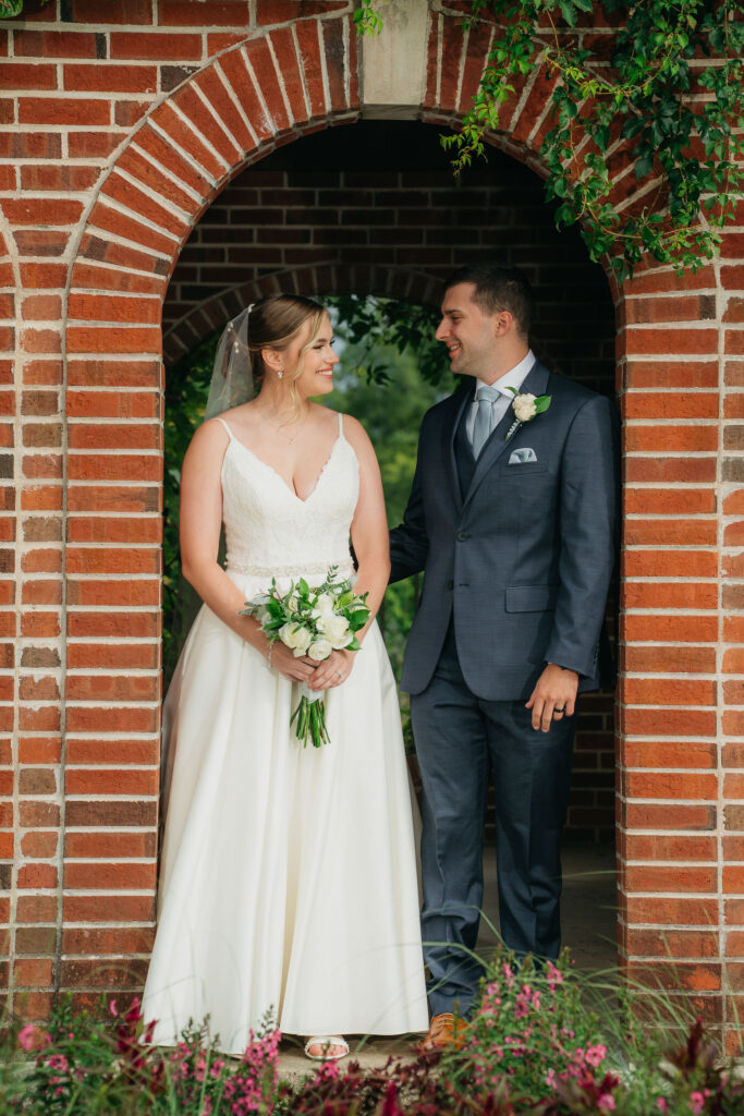 wedding-photography-madison-wi-couple-portrait