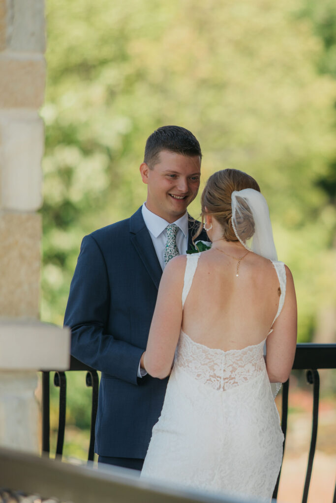 wedding-photography-madison-wi-couple-portrait